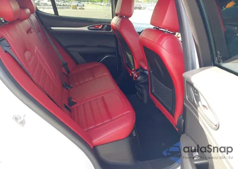 2022 Alfa Romeo Stelvio Veloce Ti Awd из США, поврежденный, VIN ZASPAKBN5N7D45546